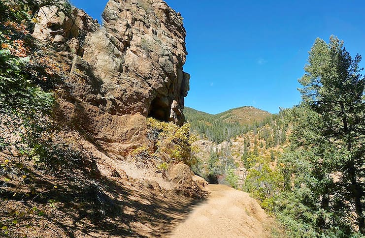 trail to mount cutler