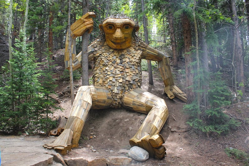 Isak Heartstone front view