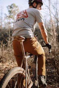 LIVSN Flex canvas pants