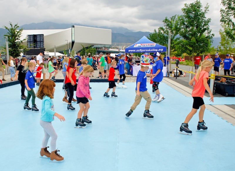 kids learning to skate at the US Olympic and Paralympic museum to celebrate the winter olympics