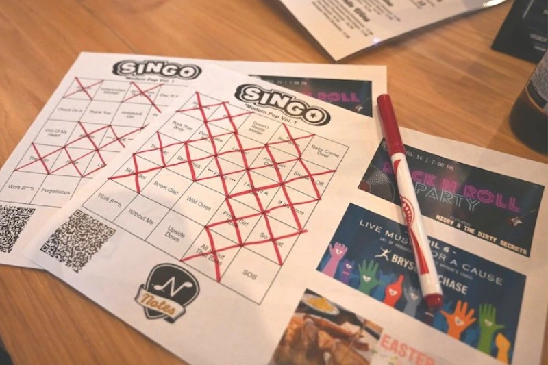 Up close photo of the singo bingo cards from Notes.