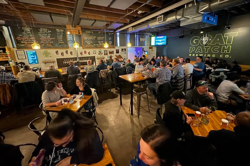 A wide shot of singo bingo at Goat Patch Brewing.