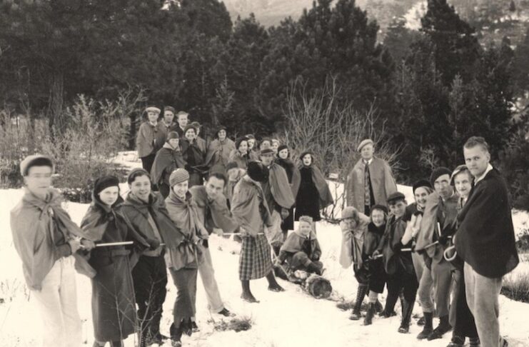 A historical photo of the Palmer Lake Yule Log Hunt in 1934.